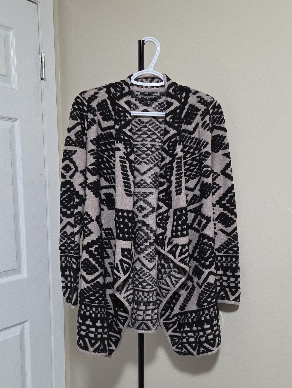 Lucky Brand Black and Cream Geometric Open-Front Cardigan